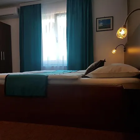 Guest house Ahar 3*